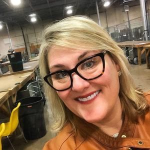 Meet your Posher, Carolyn